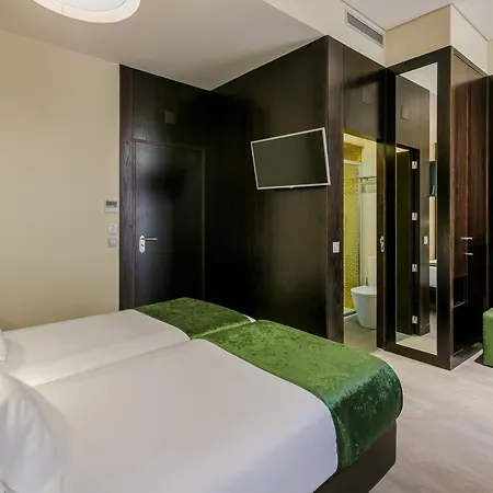 Otel Behotelisboa 4*